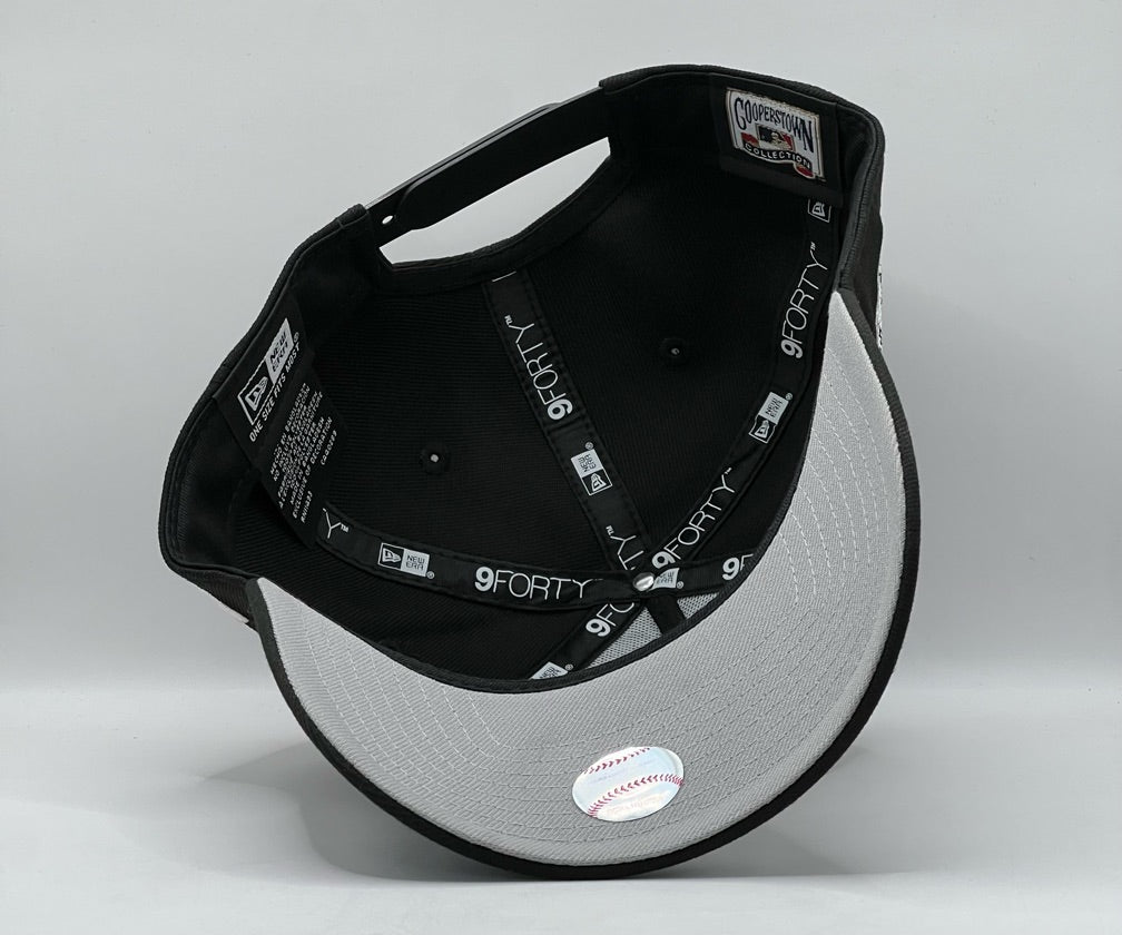 NEW ERA 9 FORTY "LA BLACK/WHITE"