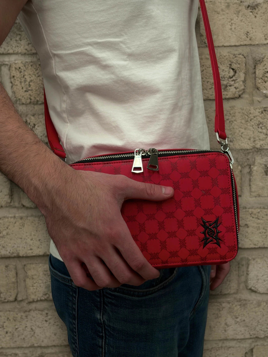 BOLSO LINAJE NEGRO "ROJO"