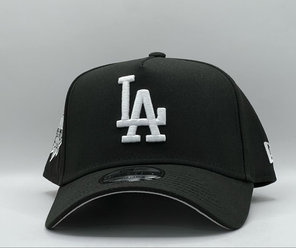 NEW ERA 9 FORTY "LA BLACK/WHITE"