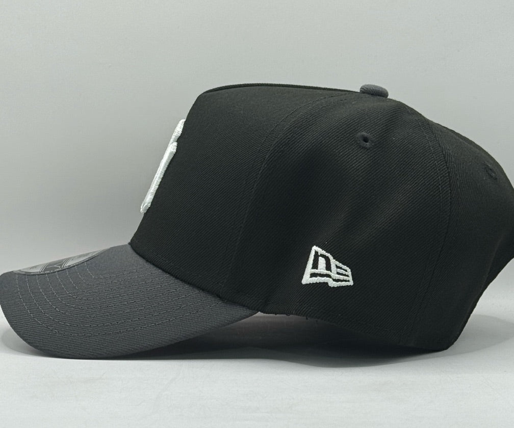 NEW ERA 9 FORTY "NY BLACK/GREY"