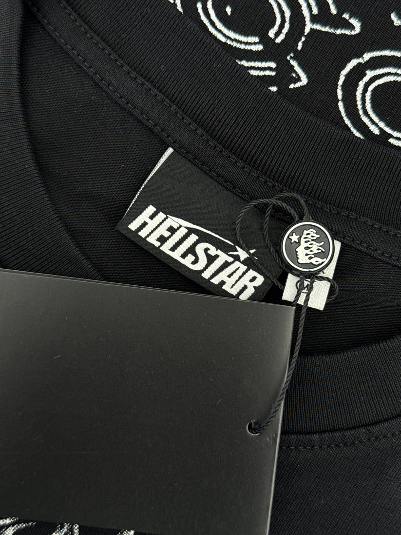 Playera Hellstar "Not Of This Earth" Negra