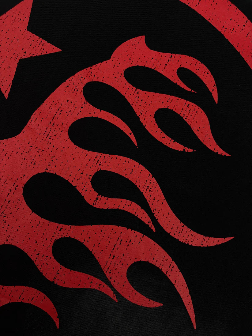Playera Hellstar "Beat Us" Negra