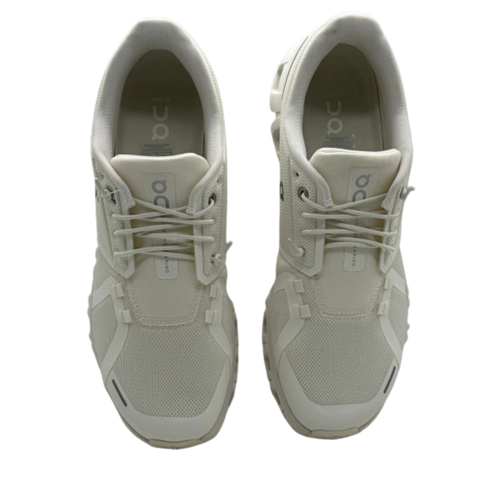 On Cloud 6 – Triple White (Blanco)