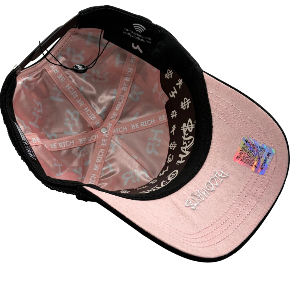 Gorra Rico Hats LA Japan Drop 2026 — Trucker negra con bordado japonés y pedrería