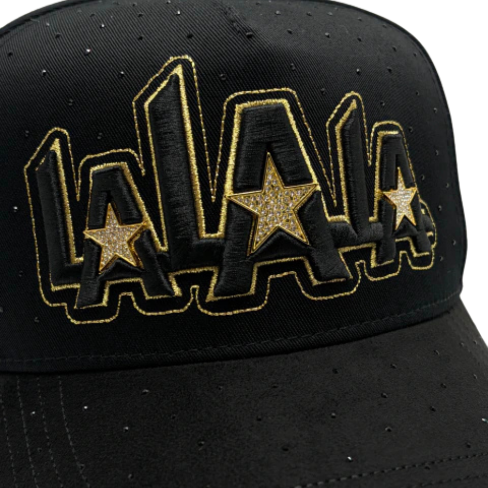 Gorra Bigg Boss x Kevin Hats LALALA Star Gold 2.0 — Snapback negra con bordado dorado