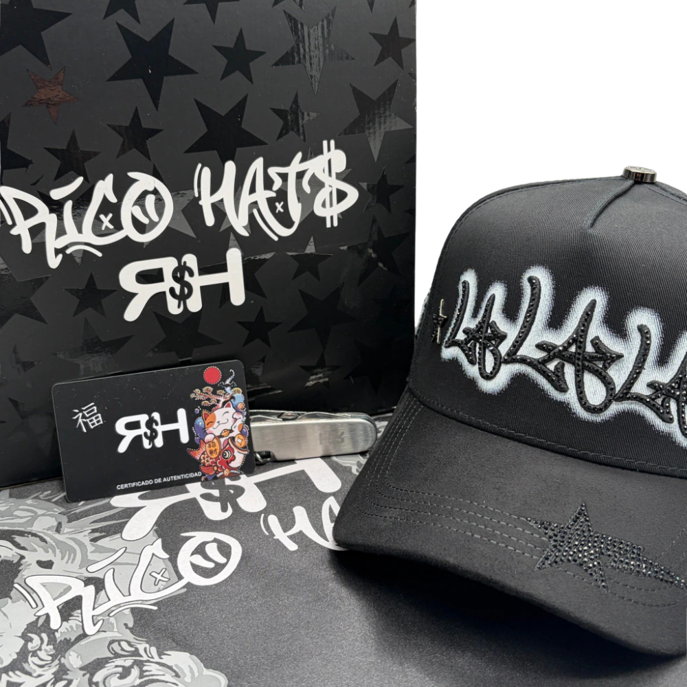 Gorra Rico Hats LALALA Black Drop 2026 — Trucker negra con pedrería