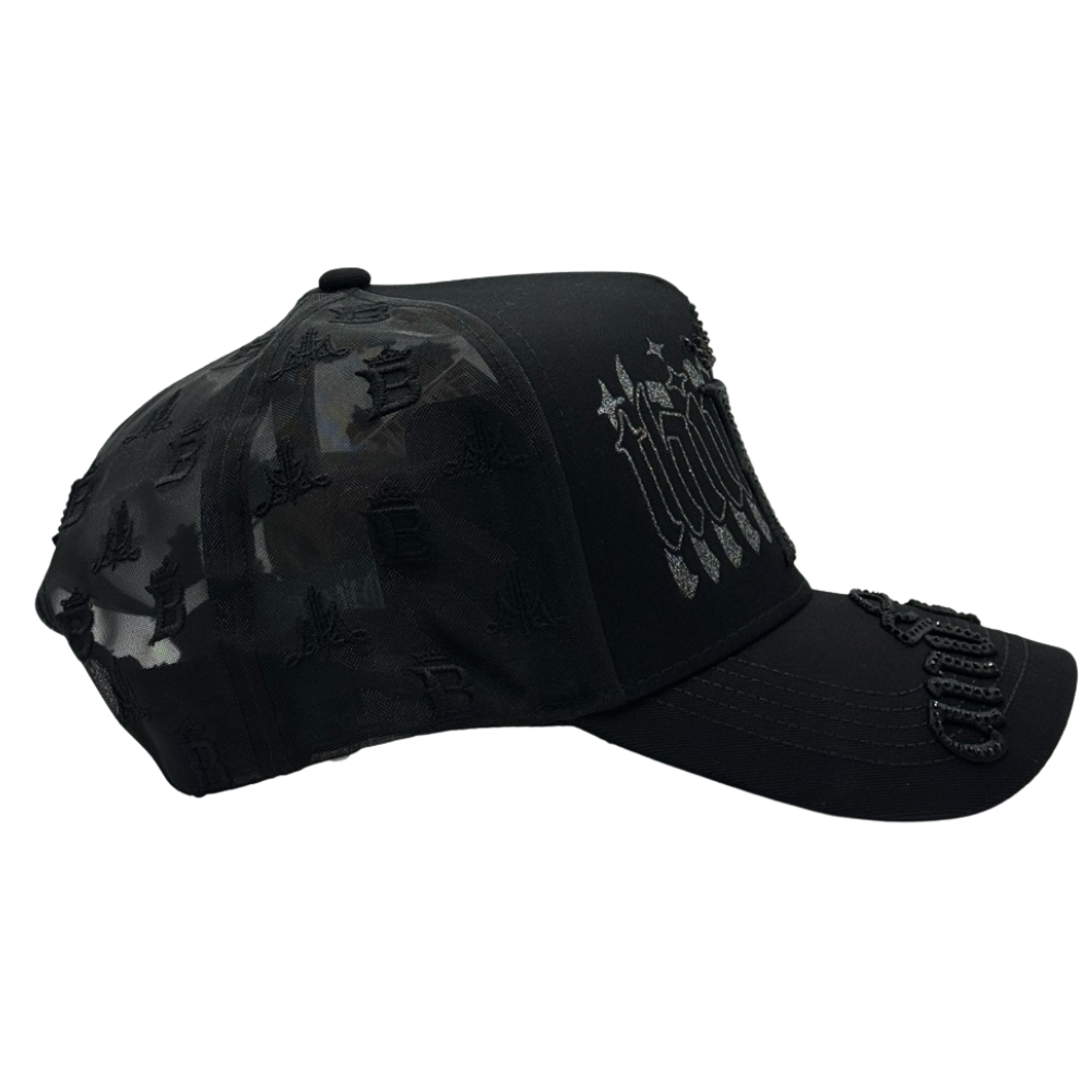 31 HATS x BENAVIDEZ "and still black"